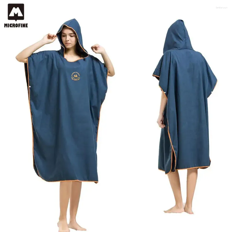 Toalha Solid Sold Color Surf Poncho Homens e mulheres grossos mudando de túnica de túnica de um tamanho Ajuste todos os roubos de banho de microfibra 2024