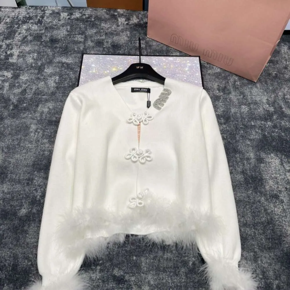 女性用セーターMM23秋/冬の重工業水ダイヤモンドレター気質中国の多目的ニットセーター