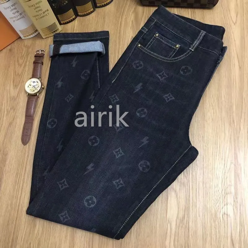 Herren Jeans Designer Fashion Designer Jeans Stil Heißer Drucklochfarbe Schlanker Stretch kleiner Füße Denim Denim