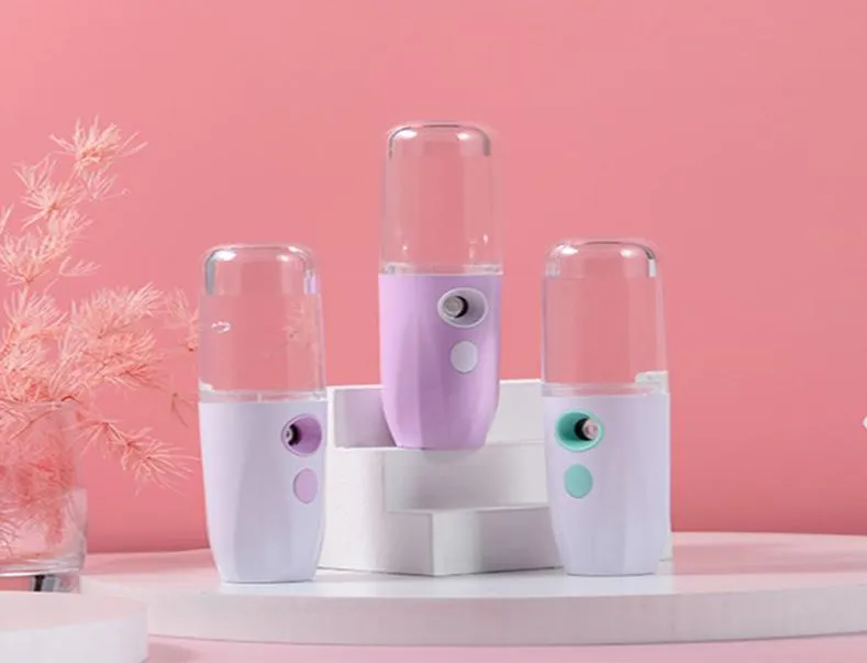 Nano Electric Small Spray Flasche Gesichtsdampfer Feuchter Instrument Face Girl Tragbares Geschenksprühgerät5162122