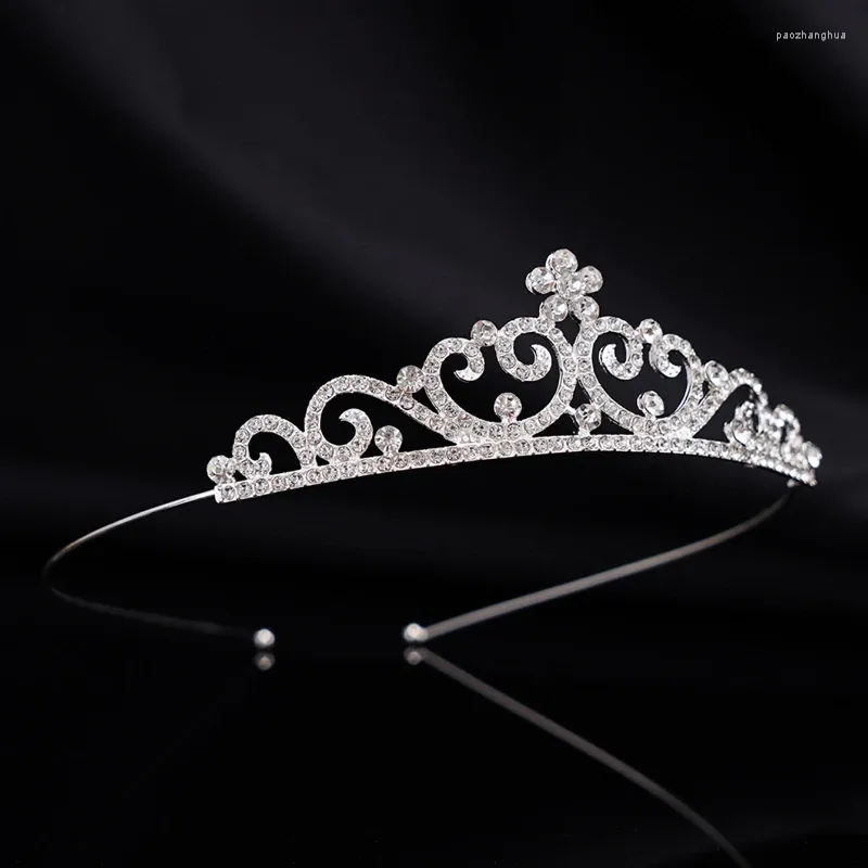 Hårtillbehör 1pc silverfärglegering Crystal Crown Accessory for Women Wedding Rhinestone Bridal Tiara