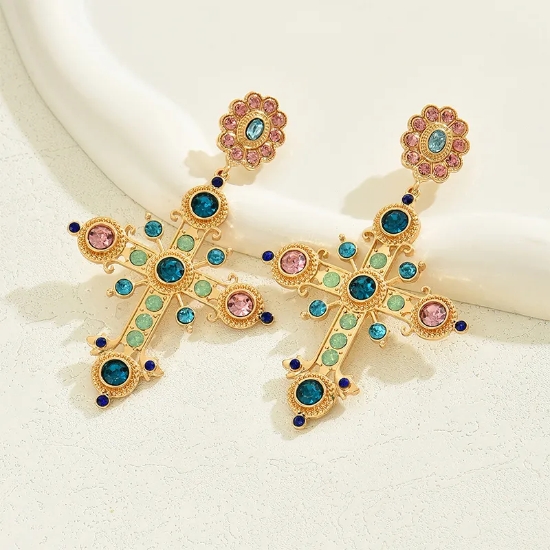 Obega vintage cross dangle étouffe d'oreille gothique gothique byzantin art grandes boucles d'oreilles longues cadeaux de bijoux exquis de la femme