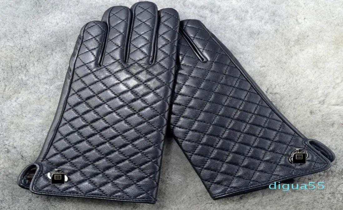 winter fur Luxury Leather Softs fashion gloves Diamond lattice rabbit soft warm sheepskin Sexy drive Locomotive rider gloves2082493