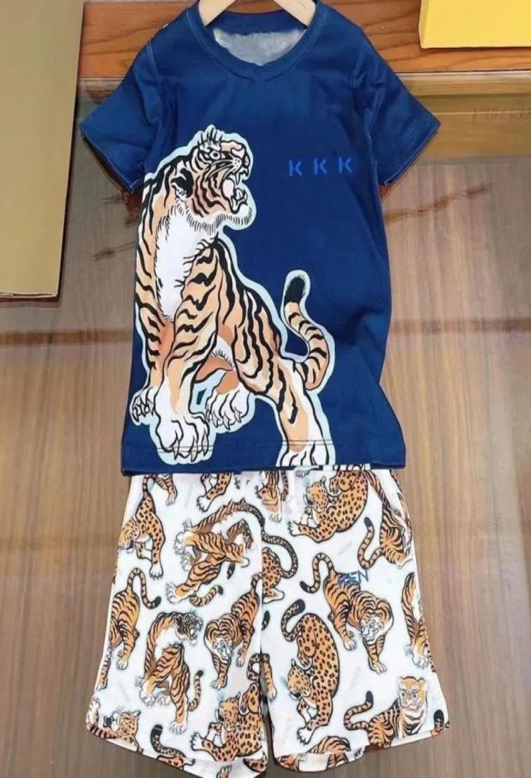 Fasion Child Designer Centhe Sets Childrens Kids Kids Short Tshirt avec tigres Imprime Shorts Set Suit Brand Boys Clothing Cotton77418169