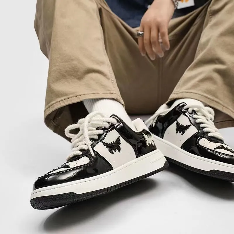 DHgate.com:Y2K Breathable Retro Skateboard Shoes - Red Bat