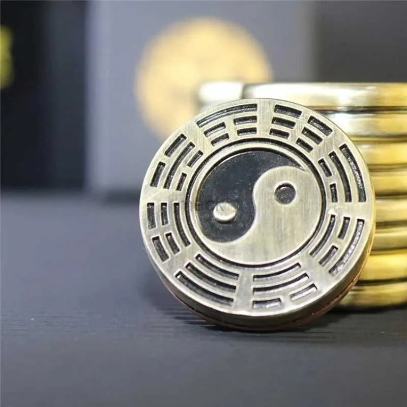 Decompressiespeelgoed Tai Chi Gossip Pop Coin EDC Fingertip Gyro Sound Wave Adult Decompressie Artefact Magnetic Metal Push Card Creative Toy 240413