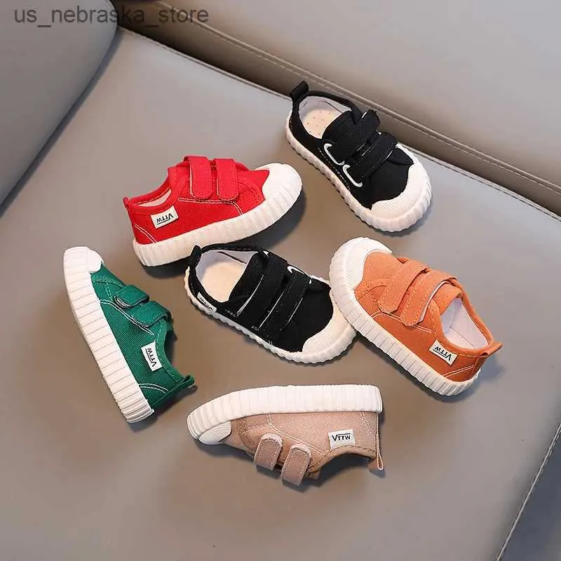 Sneakers 2023 Autumn Tennis Canvas Buty Boys Sofe Sole Childrens But do dziewczynki buty dziewczyny buty Buty Sneakers Buty Buty dla dzieci Q240412