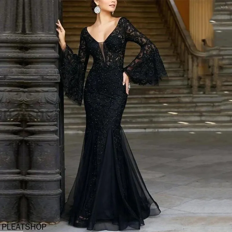 Elegant Black Fishtail Gown Elegant Lace Evening Dress Women's