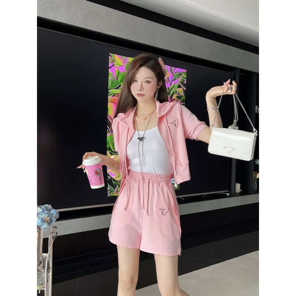 Women's Suits & Blazers p Family Spring/summer Academy Triangle Decorative Hooded Short Sleeved Top+elastic Waist Shorts Set