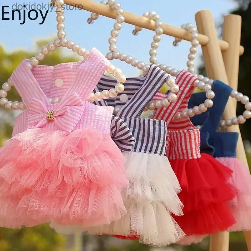 Hondenkleding Do Dress Puppy Zomerkleding Pet Do Clothin gestreepte Suspender Mesh Rok voor kleine medium dos kleding Pet Party -jurk L49