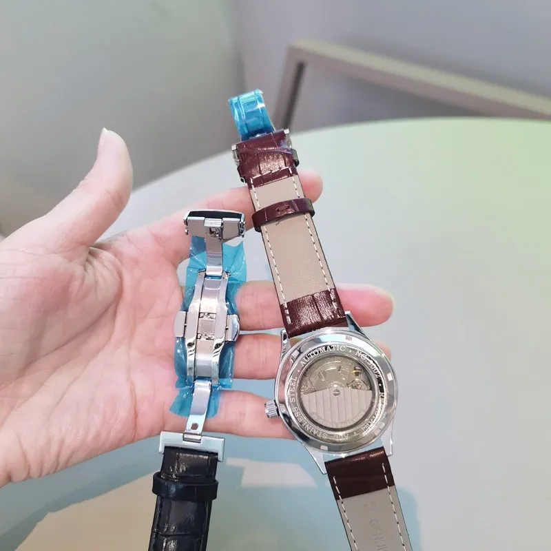 Lyxvarumärke Diamond Men tittar på 40 mm läderband mekanisk automatisk rörelse gulddesigner titta på högkvalitativa armbandsur för manens fars julklapp