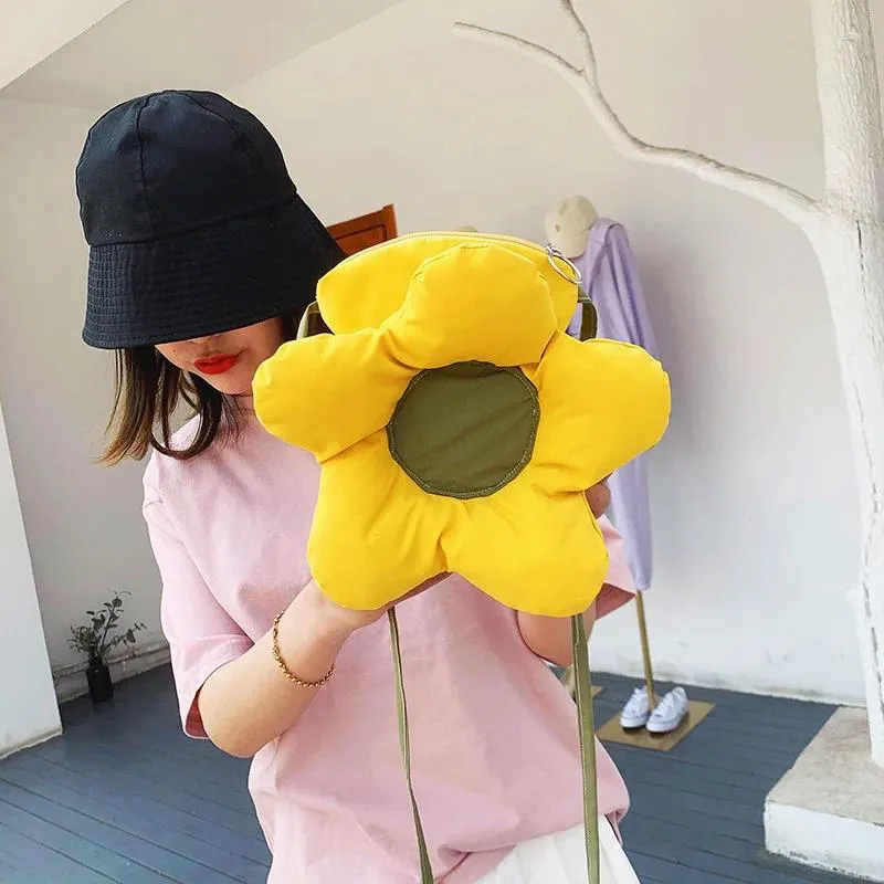 Sac mignon de fleurs crossbody sacs pour les femmes belles dames tissu petit épaule messager mode fille étudiante jaune sac à main