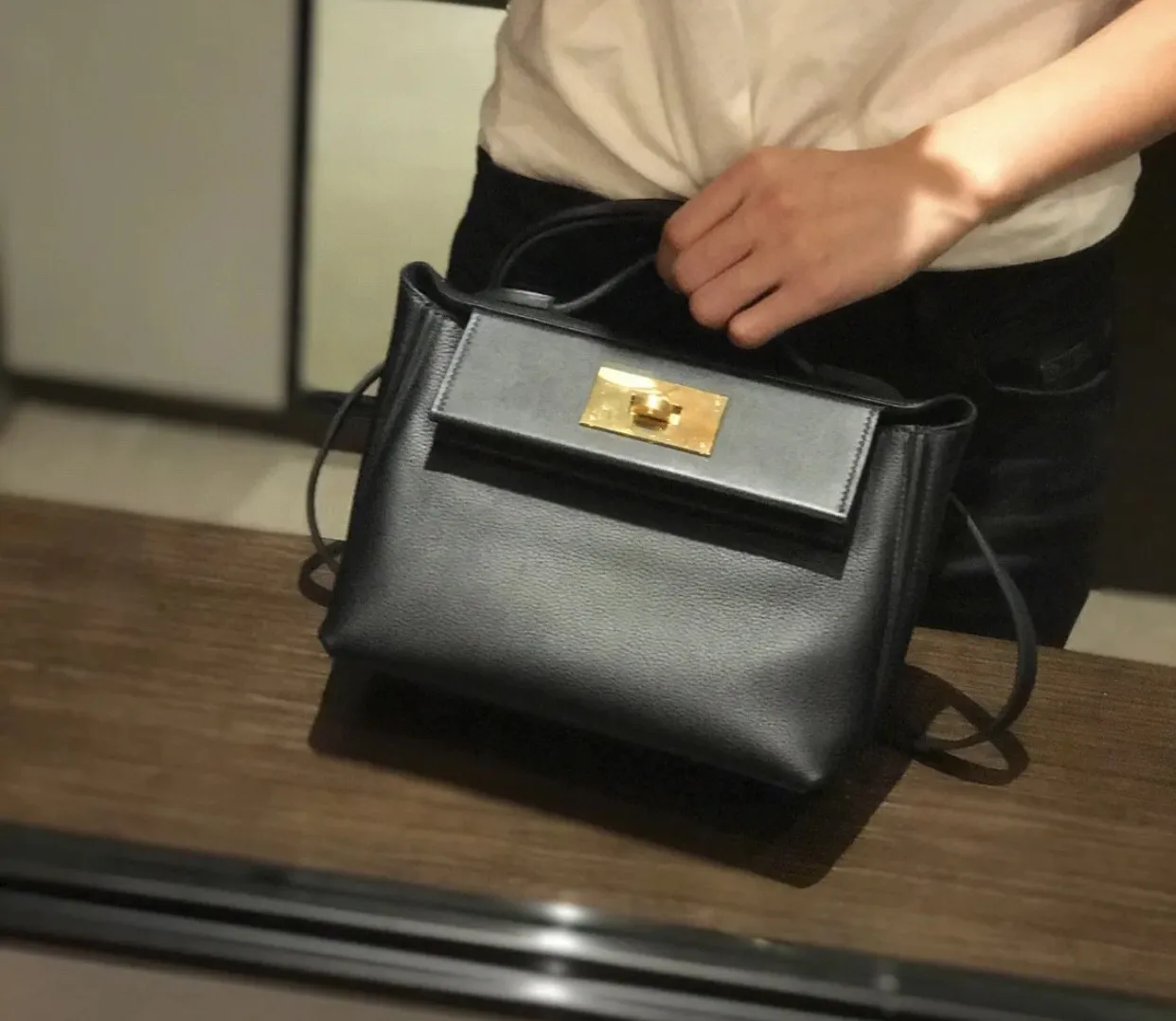 Designers Bolsa da marca de bolsa 21 cm Mini tamanho Totes é formalmente genuíno de couro totalmente feito à mão