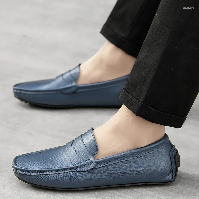 Casual Shoes Fashion Driving Genuine Leather Loafers Men Spring Autumn Soft Business Peas Male Flats Moccasin Homme