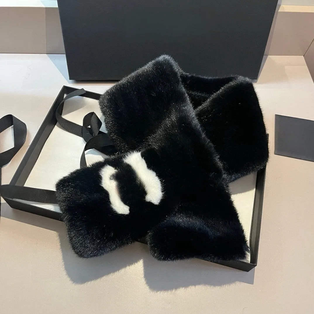 designer scarves for women scarf luxury winter scarf Faux Fur scarf short  style cute and hot scarves sciarpa