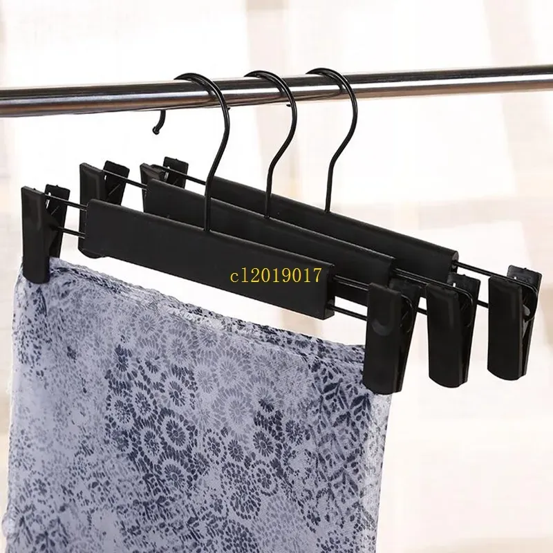 Plastic Black Hanger For Lingerie Underwear Anti-skidding Clothing Pants Skirt Clip Hangers Rack