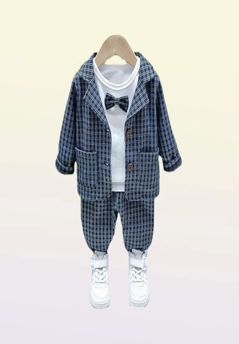 Vêtements Enfants Enfants Enfants Plaid Suit Baby Vêtements d'automne Enfants Set Formal Gentleman 3pcs Tenue pour Boy Toddler 1 2 3 4 ans O9051621