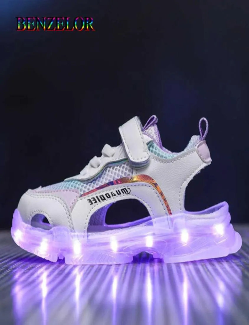 Бензелор летние светодиодные детские ботинки сандалии для мальчиков для девочек кроссовки освещают милые светящиеся осветительные песочные сандалии x07197147627