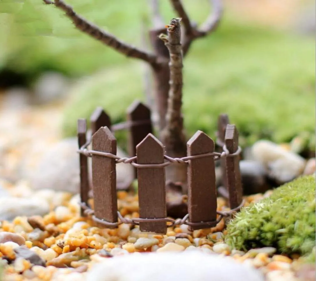 Wood Animal 50 Pcs Wood Fence Palisade Miniature Fairy Garden Home Houses Decoration Mini Craft Micro Landscaping Decor Accessorie7052116