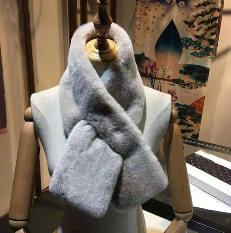 2022 Luxury Brand Fashion Fashion Soft Women Faux Lapin Collier de fourrure C Écharpe Plance Couci plus chaud Châf d'hiver Wrap Femmes Muffler29312817813031