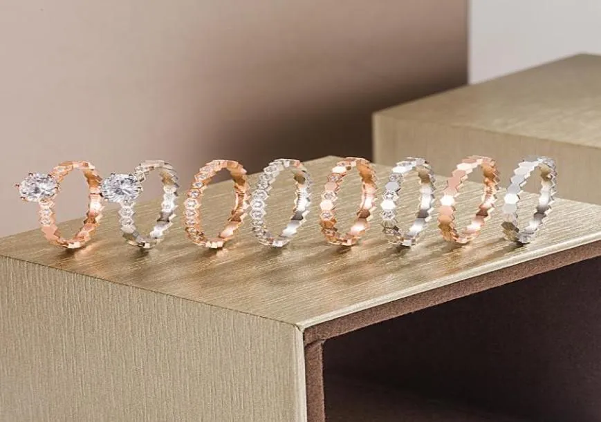 18K Rose Gold Rings 925 Silver för kvinnor Slim Stacking Honeycomb Ring Wedding Luxury SMYCKE NO BOX2557241