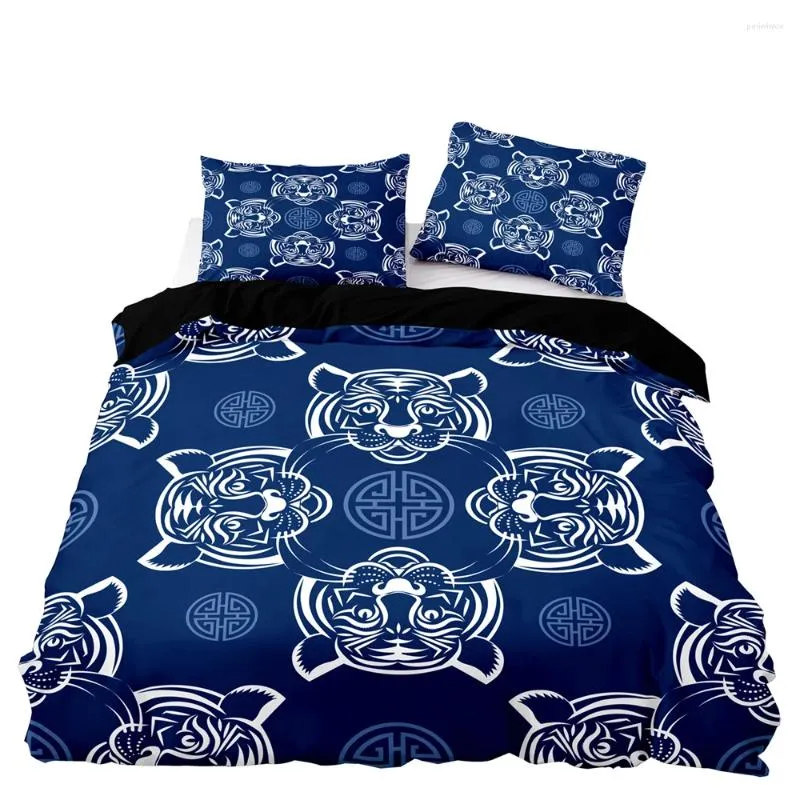 Defina a roupa de cama Tirada de edredão de qualidade Tiger Pattern Set com travesseiro azul e branco estilo de porcelana para tamanho duplo gêmeo