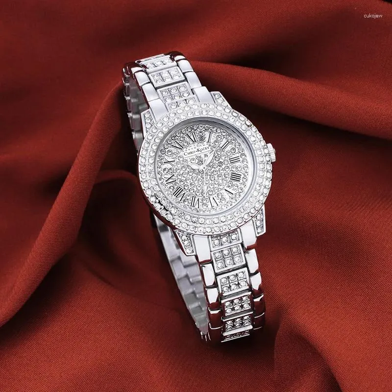 Relógios femininos de relógios femininos brilha diamante de luxo feminino de aço prateado strap moda moda luminous watches party quartzo