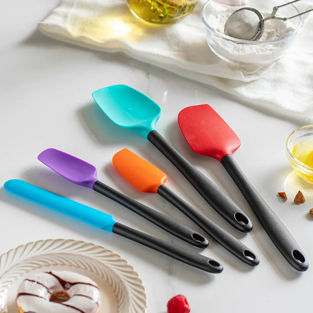 5st Silicone Spatula Set Non-Stick värmebeständiga spatlar Turner för matlagning Bakning Bakningsverktyg med krok