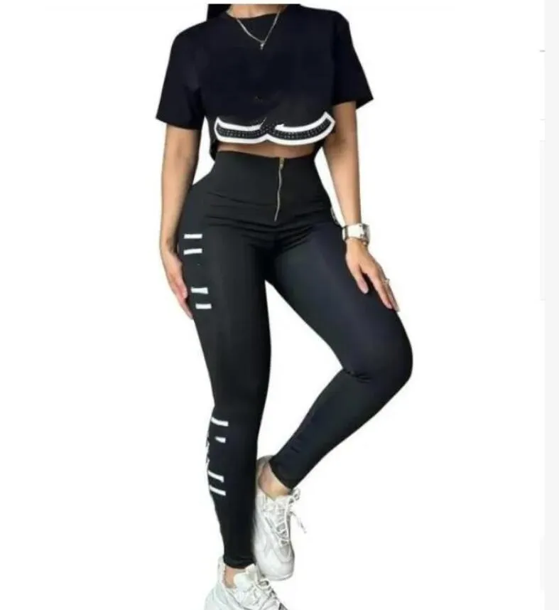 Tasarımcı Kadınların Takipleri T-Shirt Pantolon 2 Parça Set Lüks Sıradan Takım Sıradan Spor Takım