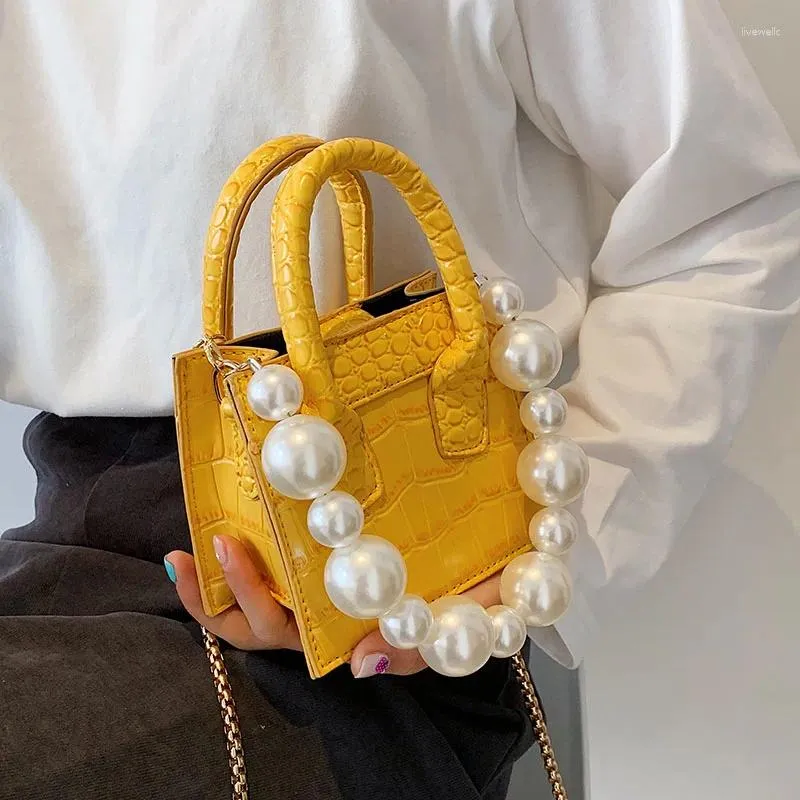 Bag Pearl Super Mini Tote 2024 Spring Fashion Высококачественная кожаная кожаная дизайнерский дизайнерский дизайнерский дизайнерский посланник