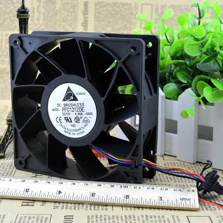 Kylfri frakt Delta PFC1212DE 120*120*38 mm 12038 1238 12CM DC 12V 4.80A Server Inverter Cooling Fan