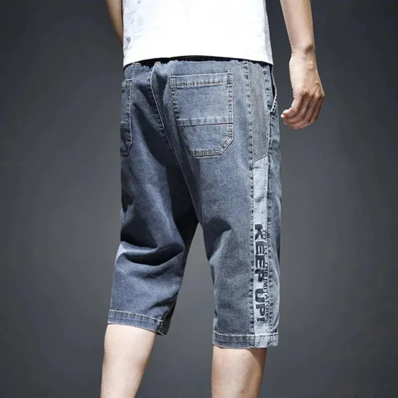 Calça de jeans curta para homens azul reto homem jeans designer gráfico y2k wide xxxl harajuku xl em fino venda streetwear 240401