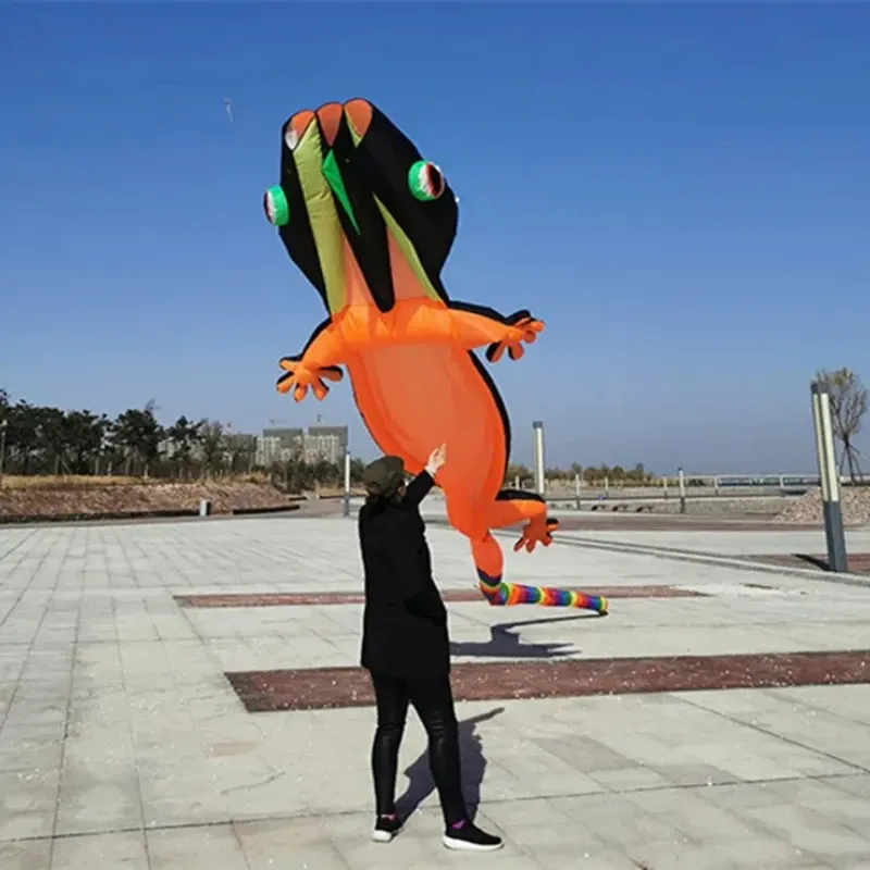 12m Giant Lizard Gecko Kite Soft Inflatable Color Animal Kites Ripstop Polyester Single Line Long Tail Kite Adult Flying Toys