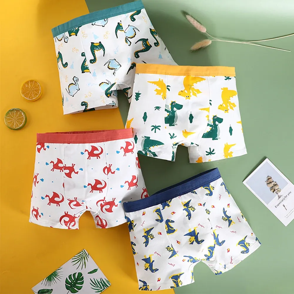 Shorts 314 år gamla barns underkläder Bomulls Boy's Boxer Shorts Medium och små barns trosor 4 PCS Kids Panti underkläder