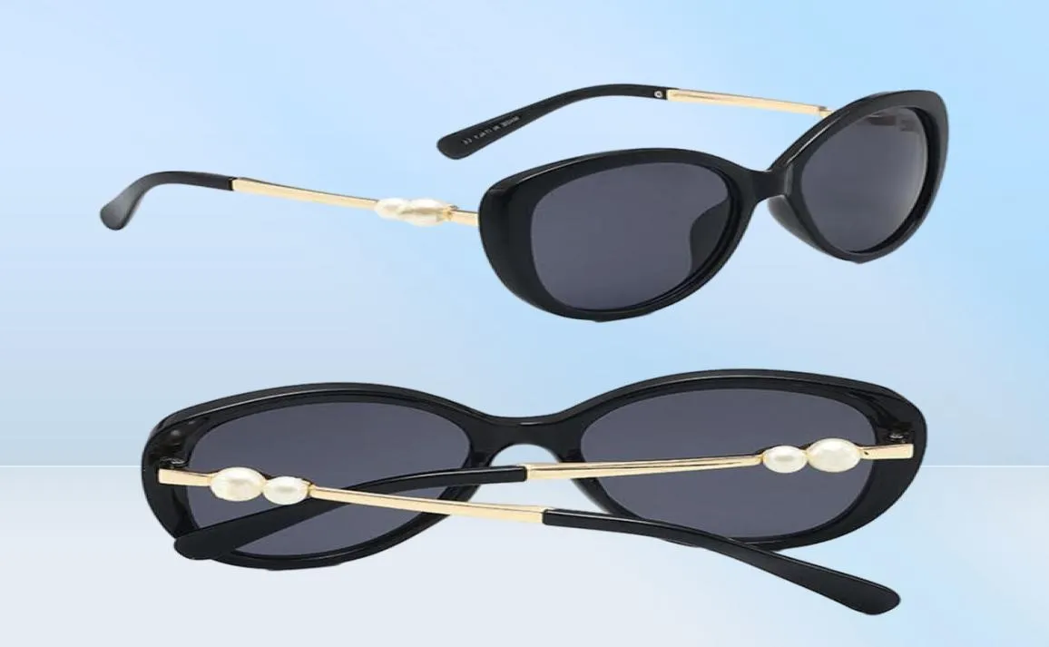 La famille des lunettes de soleil trouve 2021 femmes Polaris Cat Eye Eye surdimensionné Eyeglasss UV400 Fashion Pearl C and Letters8511573