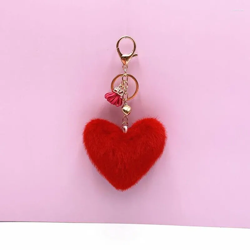 Party Favor 50st/Lot Wedding Souvenir Present Plush Heart Keychains With Tassel Baby Favors Girls Bag Decorations for Gäståtergång