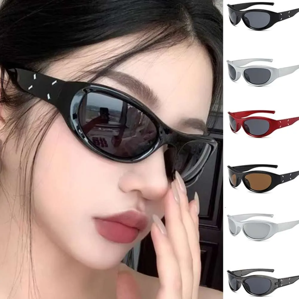 Hip Nieuwe hop zonnebril Punk y K Women Men Small frame Cat Oogontwerp Mirror Technologie Sport Vintage unisex zonnebril Mannelijke bestuurder Riding bril bril bril