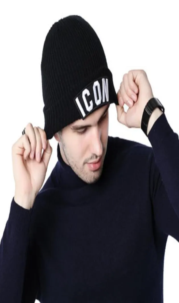 Men de marque Lettre de bonnet couple couple tricoté Hiver Hat Design de mode extérieur broderie de ski de ski Cap Hip Hop Street Street pour WOM8676763