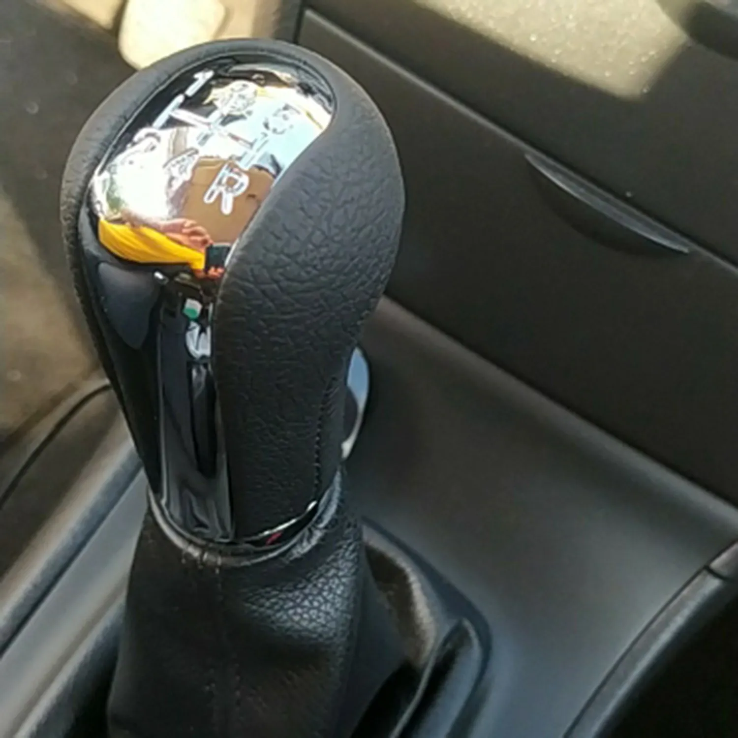 PU Leather Gear Shift Knob for Toyota Avensis T25 MK2 II 2003 2009 5 Speed Black Comfortable Grip