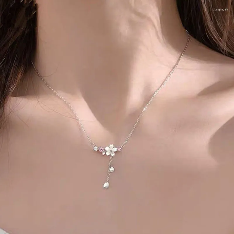 Hangende kettingen 925 verzilverde kristalschaal kersenbloesems charme ketting voor vrouwen choker kraag bruiloftsfeest sieraden dz562