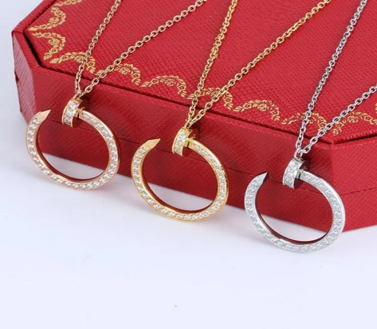 Rostfritt stål mode klassiska nagelhänge halsband cshaped män och kvinnor par parti diamant smycken för att skicka älskare inte6865554