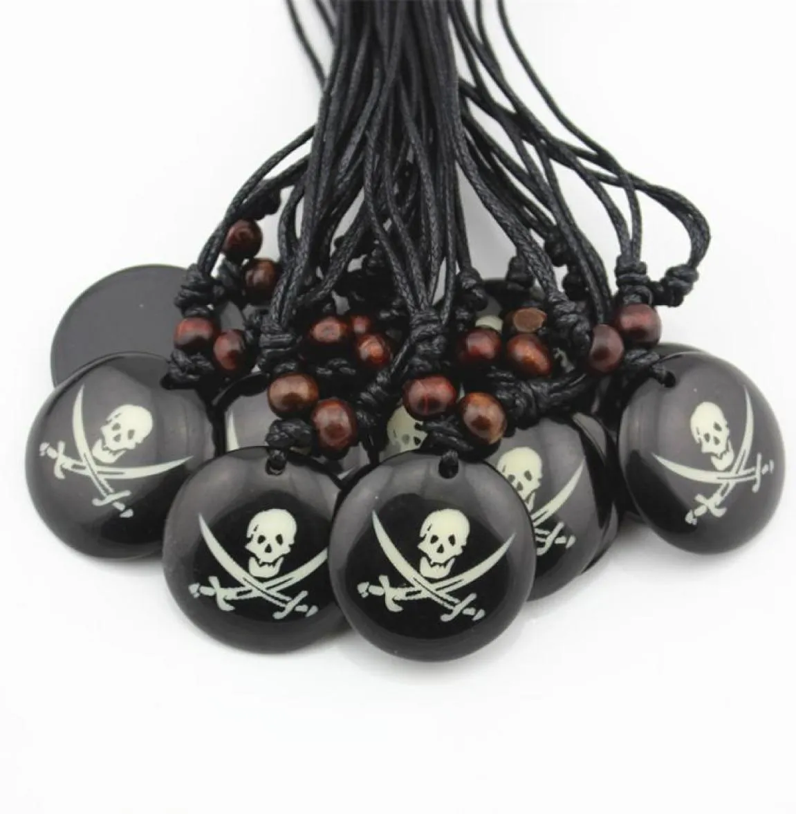 Fashion Whole lot 12pcsLOT Cool Boy Men039s Handmade Round Dog Pirate Skull Charm Pendants Necklace Halloween Gift MN37834230
