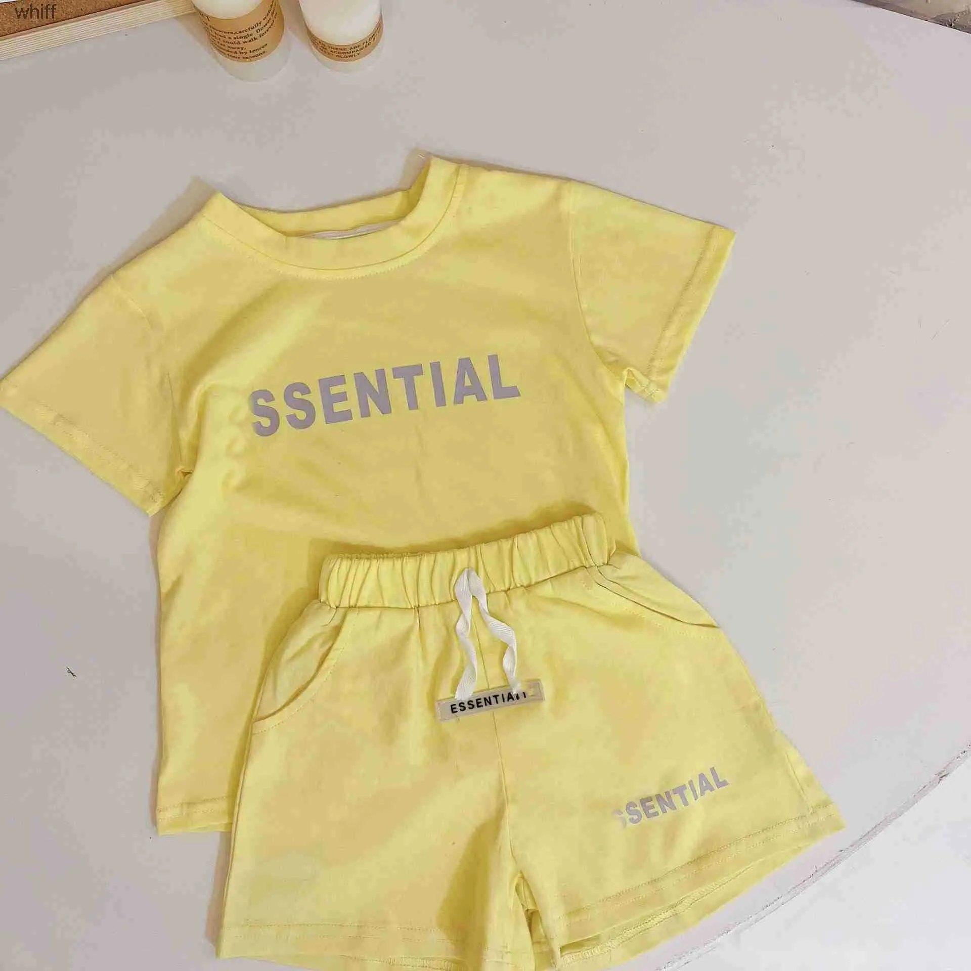 Kledingsets Kleding Jongens Designers Peuter Clothing Sets Zomer Baby Korte Sleeve T-shirt Shorts 2 stks Kostuum voor kinderen C 995 C240413