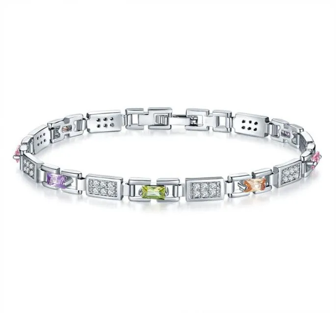 Bracelets pour femmes Bracelet de tennis en cristal diamant brillance de luxe brillant avec boîte de cadeaux Silver Girl Zircon Bracelet anniversaire pour frie5383111