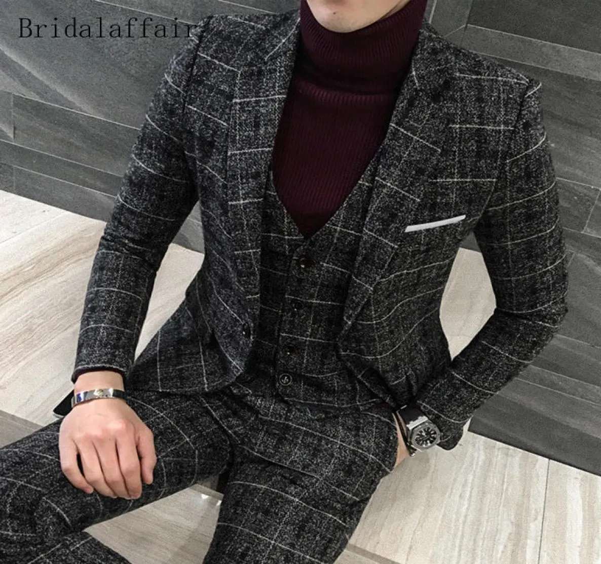 Gwenhwyfar 2018 Nieuwe ontwerpen Pak Men Set 3 stuks Britse Dark Gray Plaid Mens Suits Tweed Tuxedos Casual Blazer Jacketpantsves2944345