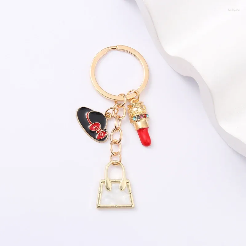 Keychains Pretty Bag Lipstick Hat Pearl Necklace Lovely Accessories Nyckelringar för kvinnor Girls Friendship Gift Handgjorda smycken
