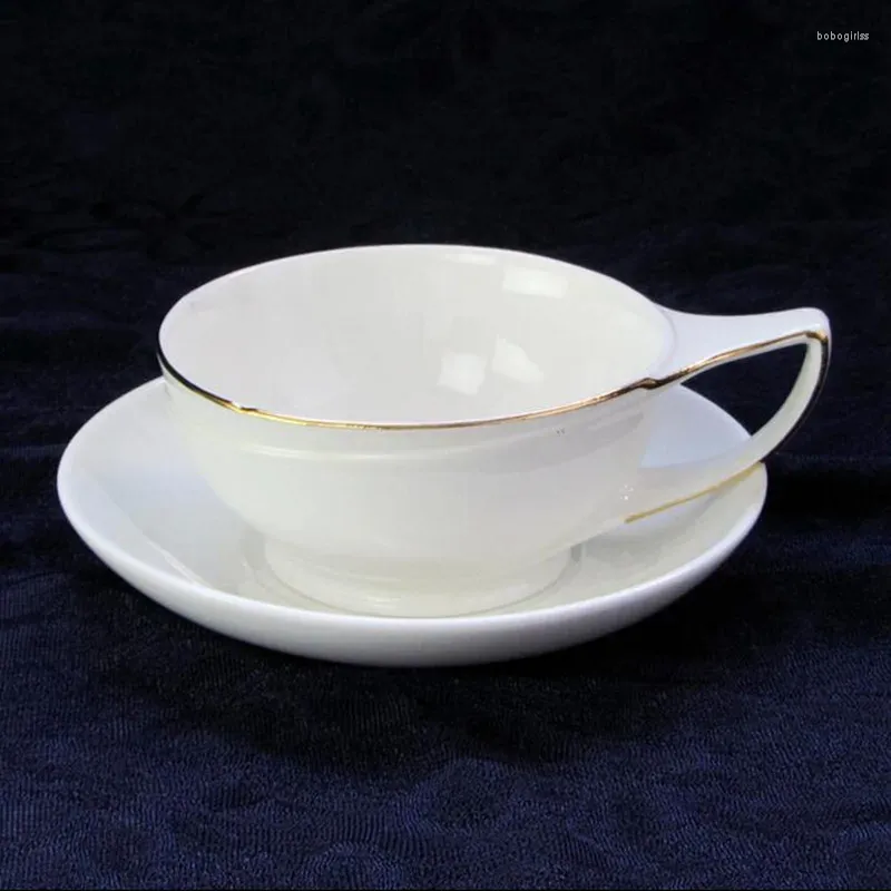 Чашки блюдцов с большим круглым ртом кофейный керамический золото и серебряное блюдо для блюд с серебряной нагрузкой цветочные тарелки