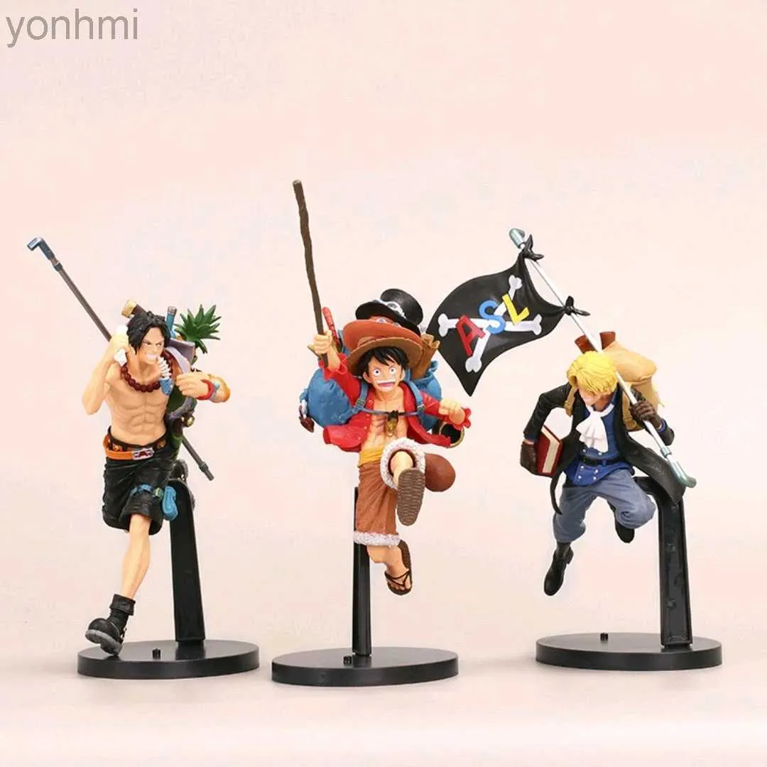 アニメマンガワンピースアニメフィギュアニューワールドロロノアゾロストローハットクラシックバトルアクションフィギュアサンジマルコシャンクスサボルフィ字族のおもちゃ240413