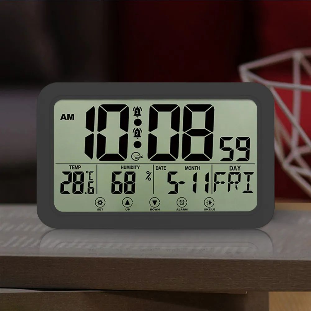 Slim Magnetic Thermometer And Hygrometer Clock Home Wall-Mounted Electronic Clock in Black