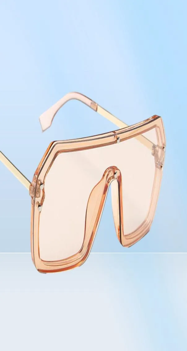 Fashion Ladies Design del marchio di lusso Siamese Lettera casual Stampa occhiali da sole Sport Sports Metal Big Frame Summer Polarizzato SunSc8367904